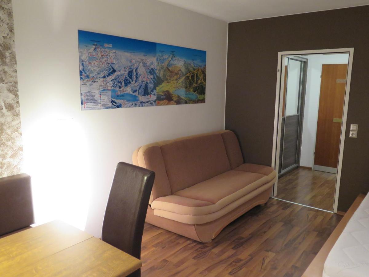 Appartement Kaprunski 2 エクステリア 写真