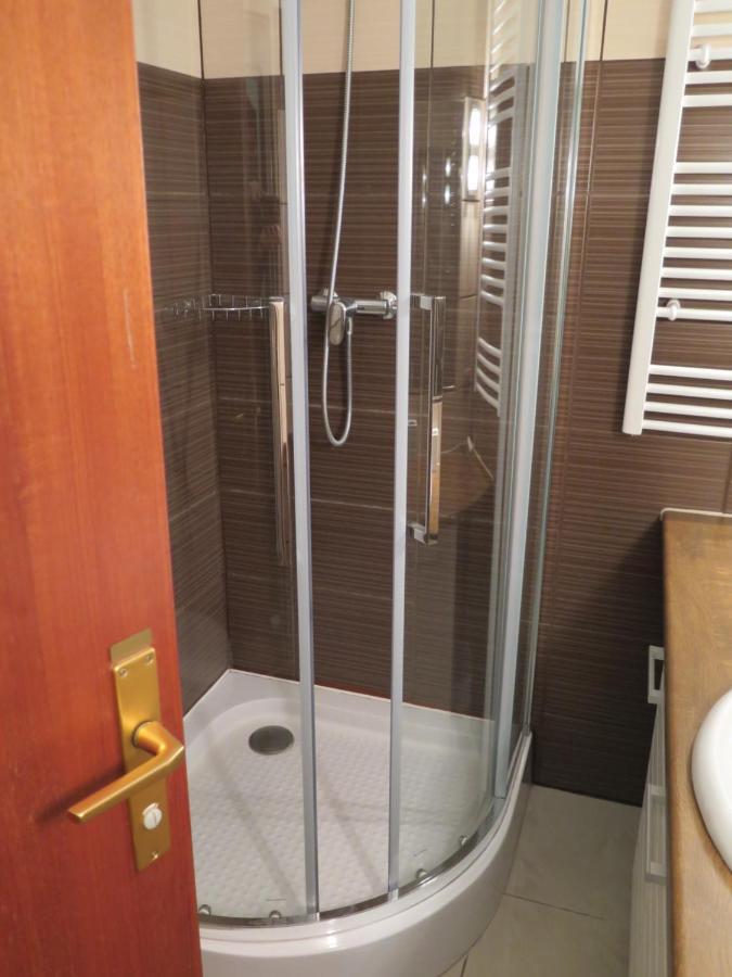Appartement Kaprunski 2 エクステリア 写真